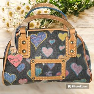 💕Dooney and Bourke vintage mini 💕